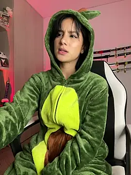 Ale Lewis online show from December 7, 2024, 11:23 pm