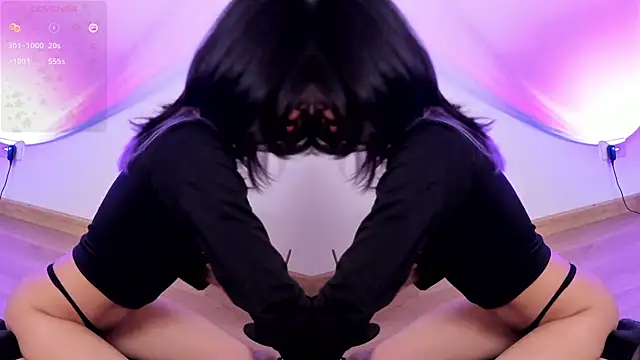 Snapshot of NanaRott chatting on December 27, 2024, 9:11 pm NanaRott online show from December 27, 2024, 9:11 pm