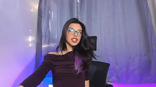 Snapshot of NanaRott chatting on September 28, 2025, 9:42 pm NanaRott online show from September 28, 2025, 9:42 pm