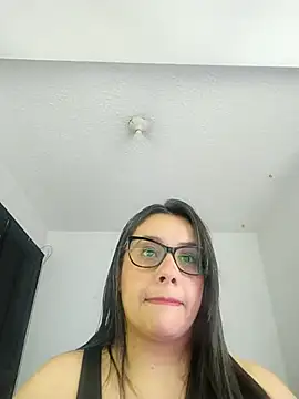 smile sweetpao online show from December 19, 2025, 3:30 pm