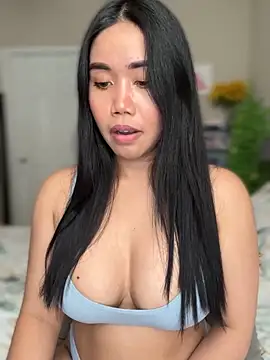 Snapshot of JazzieXo chatting on December 3, 2024, 7:33 pm JazzieXo online show from December 3, 2024, 7:33 pm