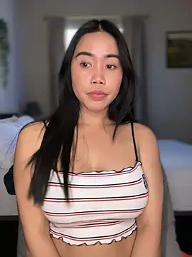 Snapshot of JazzieXo chatting on December 7, 2024, 8:27 pm JazzieXo online show from December 7, 2024, 8:27 pm