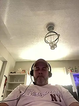 Cristian-Brayan online show from April 8, 2026, 2:50 pm