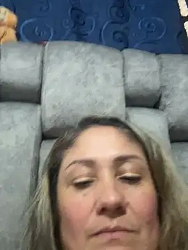 gabiTetas online show from June 25, 2026, 7:51 pm
