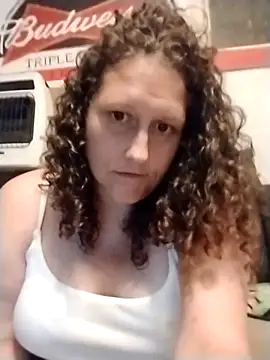 Snapshot of MissMagicMushroom chatting on September 15, 2025, 4:12 am MissMagicMushroom online show from September 15, 2025, 4:12 am