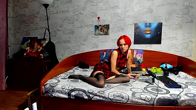 Snapshot of KagamiTayga chatting on February 4, 2026, 2:50 am KagamiTayga online show from February 4, 2026, 2:50 am