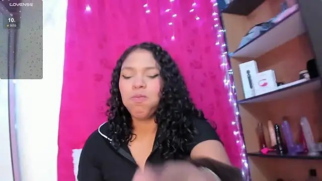 Snapshot of iriss_25 chatting on January 29, 2025, 11:51 am iriss 25 online show from January 29, 2025, 11:51 am