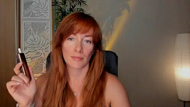 RebeccaMartinez online show from June 26, 2026, 9:03 am