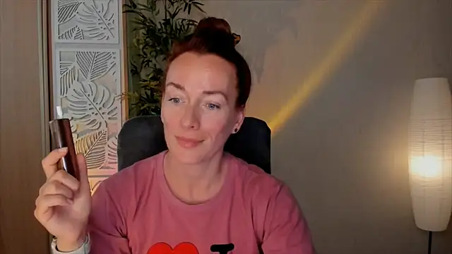 RebeccaMartinez online show from July 19, 2026, 10:52 am