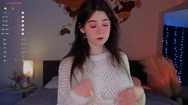 AuroraMari online show from January 19, 2025, 11:21 pm