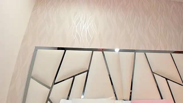 kimberly7  online show from October 25, 2025, 11:40 am