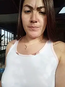 katha steele  online show from January 13, 2026, 12:43 pm