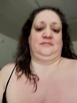 moonlightprincess0611 online show from March 4, 2025, 9:00 pm