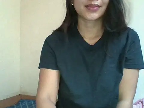 Snapshot of _smiling4u_ chatting on July 13, 2026, 1:30 am smiling4u online show from July 13, 2026, 1:30 am