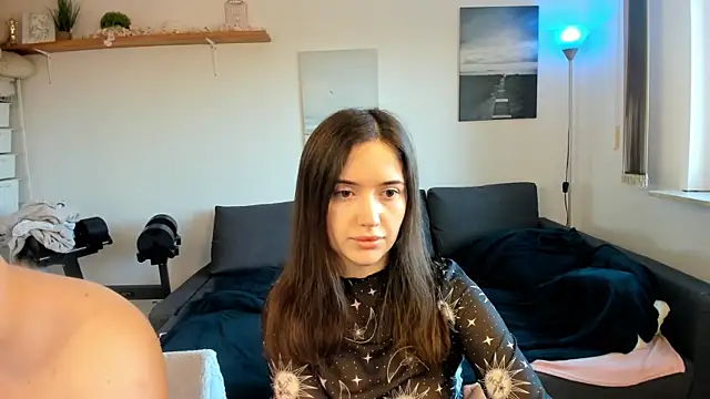 PollyFlame online show from March 19, 2025, 6:46 am