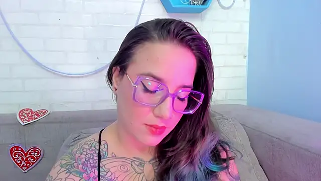 Snapshot of DEVA_BLUE_ chatting on February 18, 2025, 3:42 am DEVA BLUE online show from February 18, 2025, 3:42 am