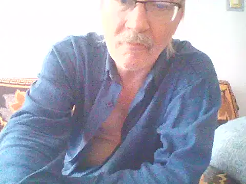 cumloverboyxx69 online show from January 24, 2025, 12:41 pm
