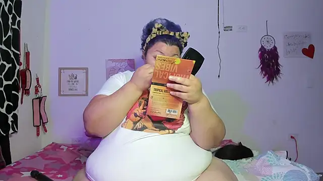 MANDY GIRL BBW online show from February 3, 2026, 10:20 am