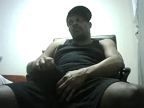 Snapshot of ThugDick79 chatting on December 20, 2024, 7:39 pm ThugDick79 online show from December 20, 2024, 7:39 pm