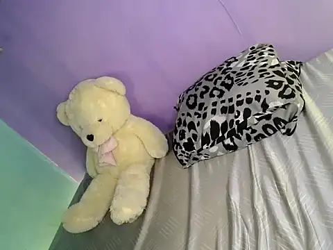 katie white online show from February 26, 2026, 11:09 am