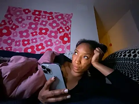 Iceblanca online show from October 13, 2025, 10:15 am