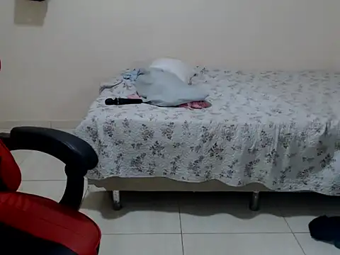 Snapshot of -Marivalda- chatting on January 25, 2025, 2:26 am -Marivalda- online show from January 25, 2025, 2:26 am