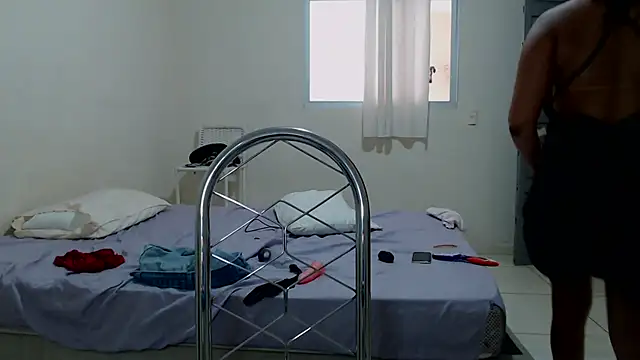 Snapshot of -Marivalda- chatting on September 22, 2025, 11:01 am -Marivalda- online show from September 22, 2025, 11:01 am