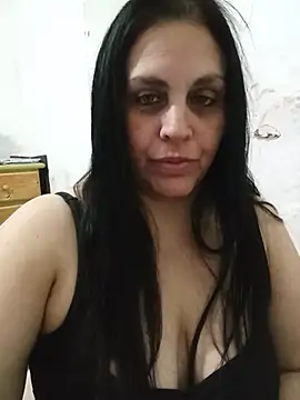 CRUELLAXX online show from July 23, 2026, 1:08 am