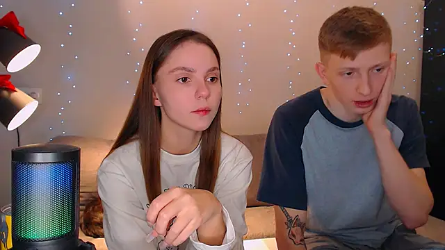 juliaanddima online show from December 28, 2024, 9:08 pm