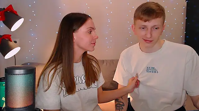 juliaanddima online show from January 10, 2025, 11:50 pm