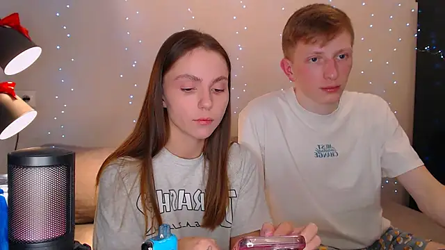 juliaanddima online show from January 21, 2025, 9:46 pm