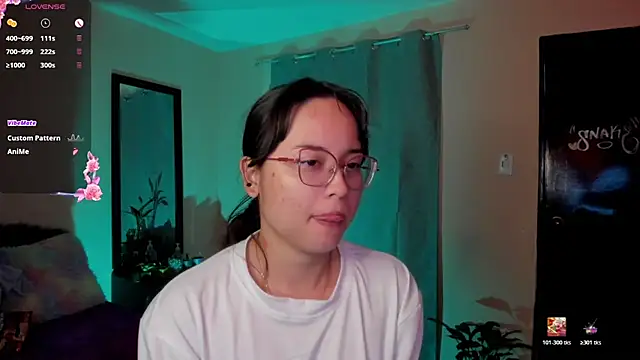 shantalc3rezo online show from February 21, 2026, 8:32 pm