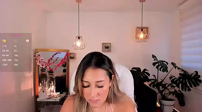 Snapshot of dina_ride chatting on February 1, 2025, 12:37 pm dina ride online show from February 1, 2025, 12:37 pm