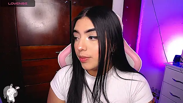 eva six online show from January 7, 2025, 7:28 pm