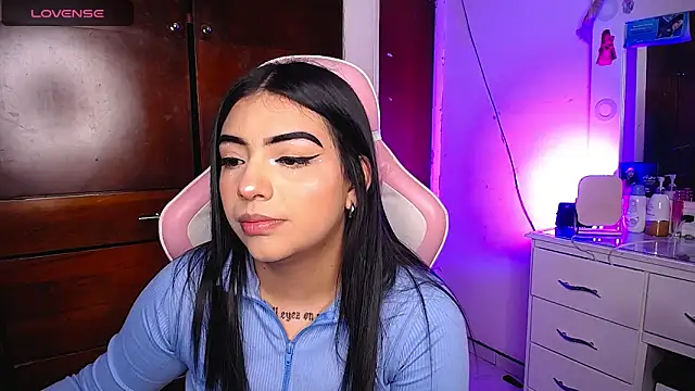 eva six online show from March 5, 2025, 6:23 pm