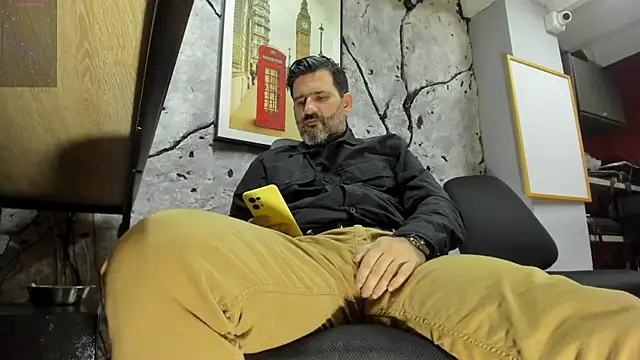 Maxi TheBigDaddy online show from May 20, 2026, 1:06 pm