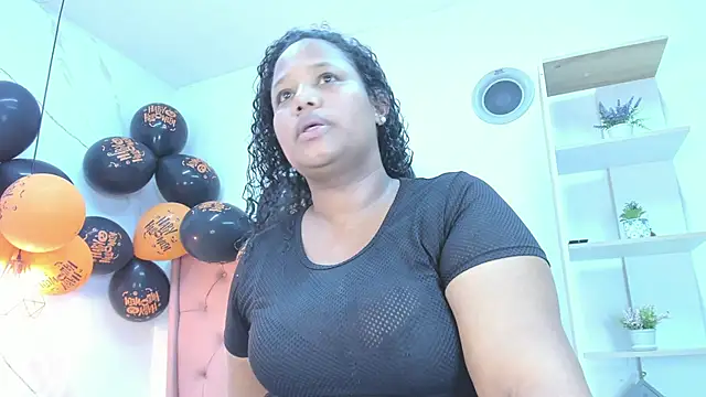 Belle Brunette online show from November 1, 2025, 9:28 pm