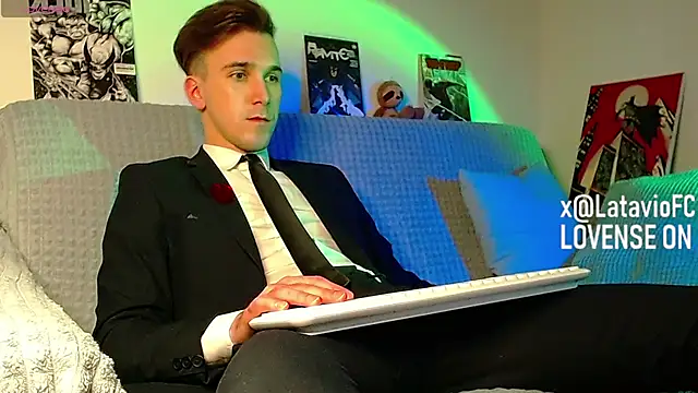 Midnighter  online show from May 4, 2026, 8:27 pm