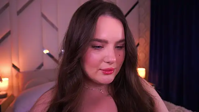 CuteAmberr online show from April 16, 2026, 12:00 am