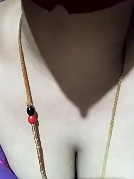 tuttifrutti17 online show from October 7, 2025, 6:16 pm