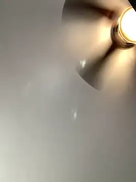 QueenNuttCollector online show from April 1, 2026, 4:04 pm