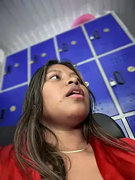 lunahot  07 online show from December 17, 2024, 3:28 pm
