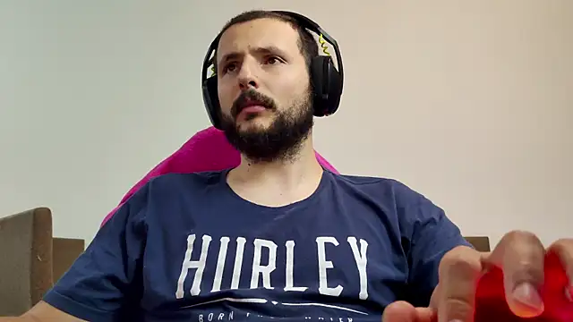 iurytx online show from October 31, 2025, 9:49 pm