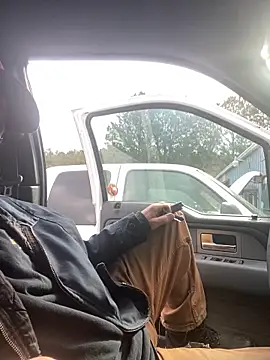 Snapshot of Themechanic420 chatting on February 26, 2026, 3:33 pm Themechanic420 online show from February 26, 2026, 3:33 pm