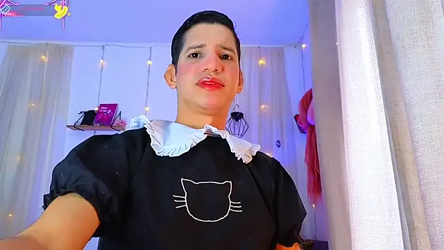 Ariel Femboy  online show from April 5, 2026, 7:00 pm