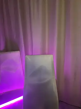 Snapshot of Your_insomniya chatting on December 16, 2024, 8:26 pm Your insomniya online show from December 16, 2024, 8:26 pm