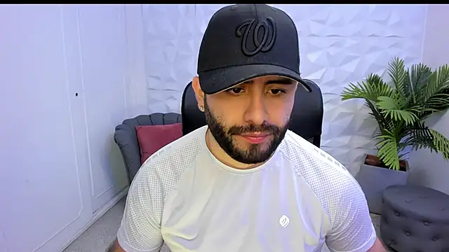 jhon bear03 online show from January 25, 2025, 11:13 am