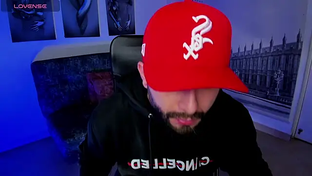 Snapshot of jhon_bear03 chatting on October 31, 2025, 11:11 am jhon bear03 online show from October 31, 2025, 11:11 am