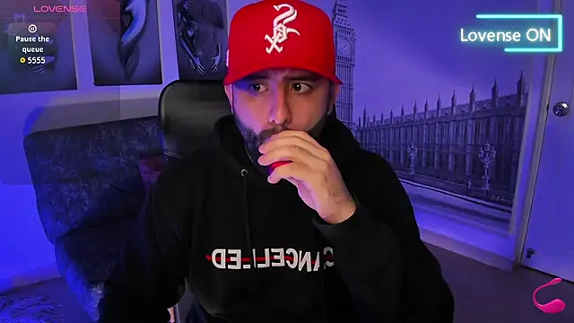 Snapshot of jhon_bear03 chatting on November 2, 2025, 11:12 am jhon bear03 online show from November 2, 2025, 11:12 am