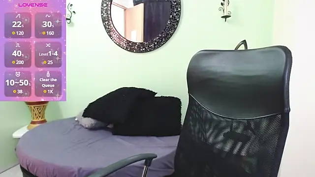 Sofia Franco  online show from March 21, 2025, 6:40 pm